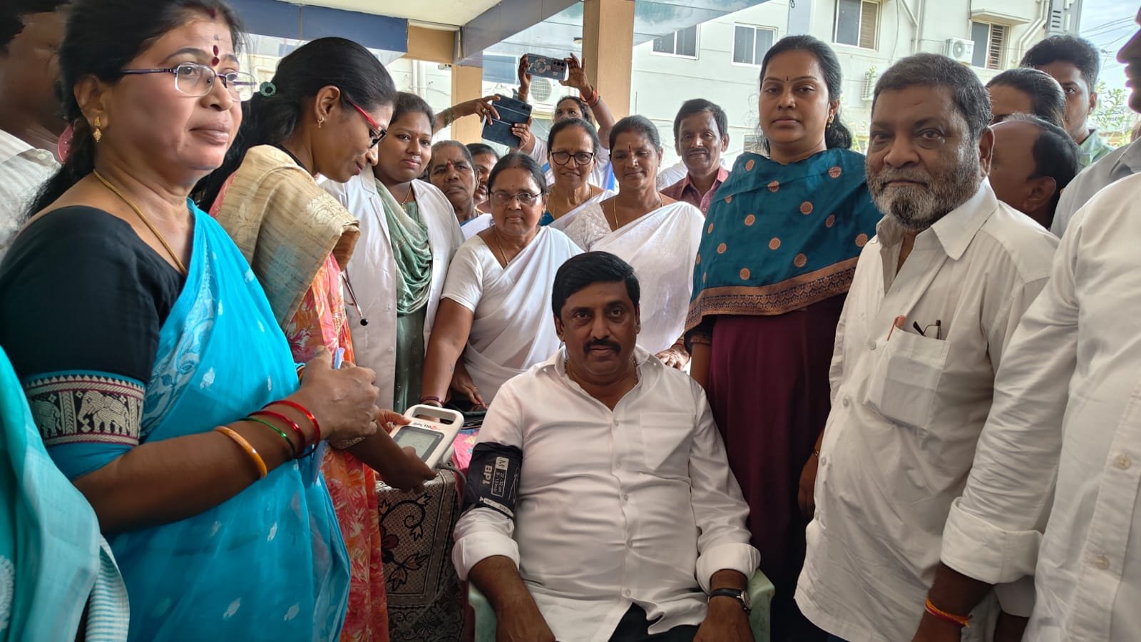 మెరుగైన ఆరోగ్య సేవలతో పల్లె క్షేమం నల్లారి కిషోర్ కుమార్ రెడ్డి (పీలేరు యంయల్ఏ)